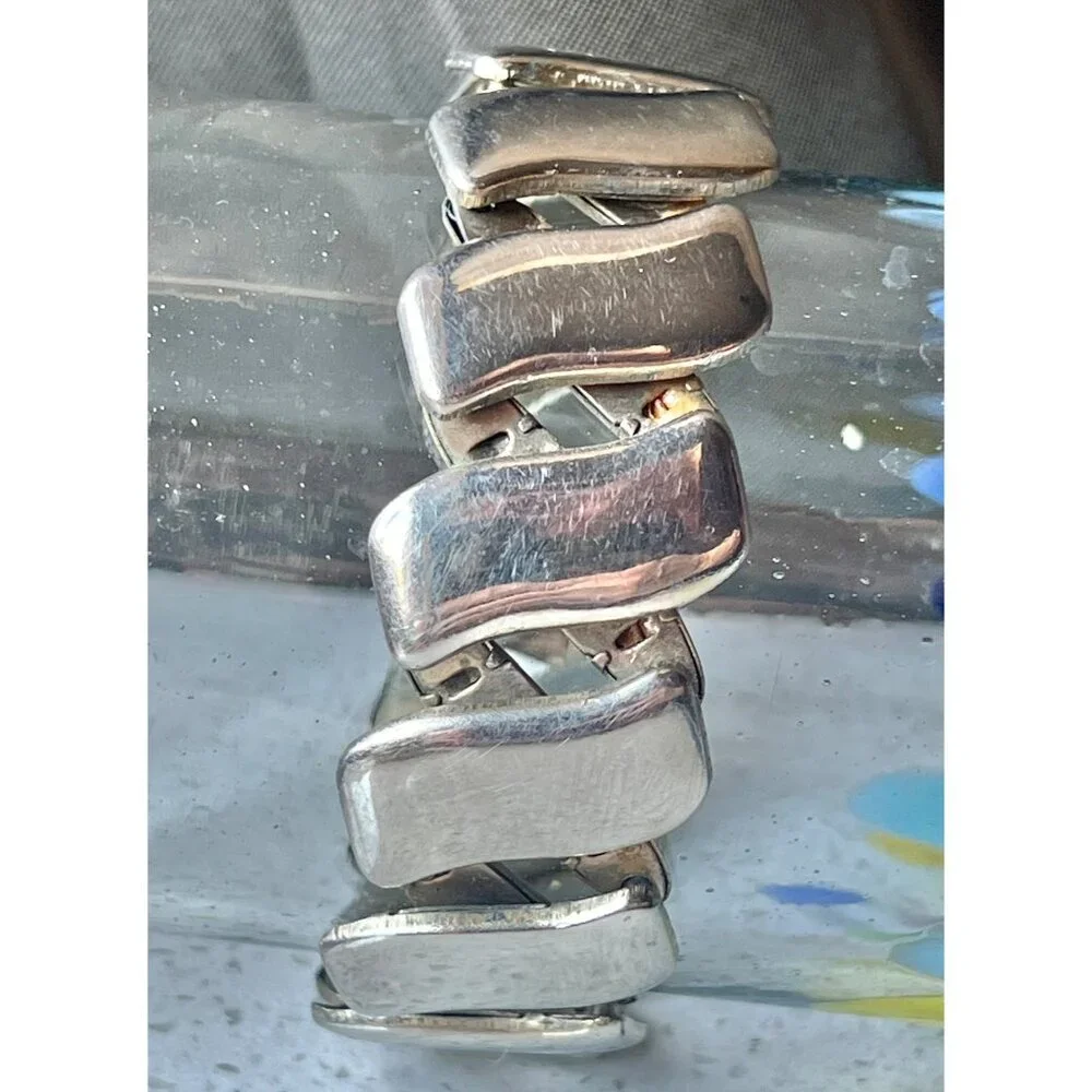 Lot Of 2 Gold Textured Silver-Tone Mid-Century Modern Stretch Bracelets Lot of 2